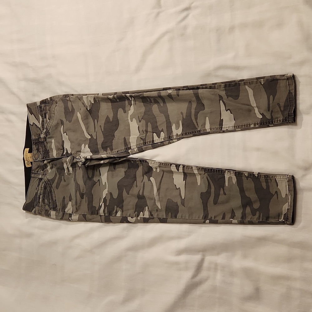 Democracy jeans high rise skinny‎ crop women's 8 camoflauge